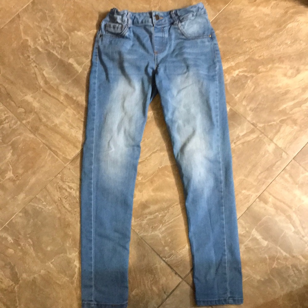Juniors skinny jeans